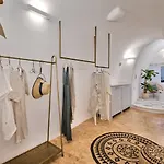 Namaste By Oias Local Cavehouses