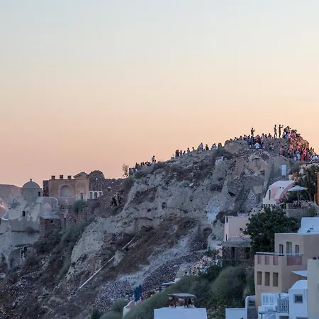 Namaste By Oias Local Cavehouses Oia