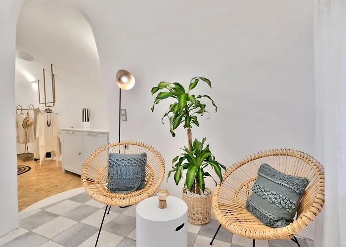 Namaste By Oias Local Cavehouses Villa Oia